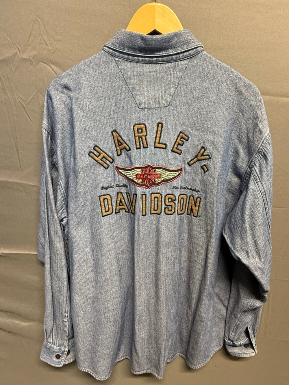 Vintage Harley Davidson Embroidered Denim Shirt XL Blue Herringbone Button Up - Picture 2 of 10